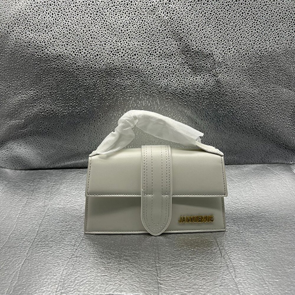Jacquemus Vintage White Leather Cross Body Bag